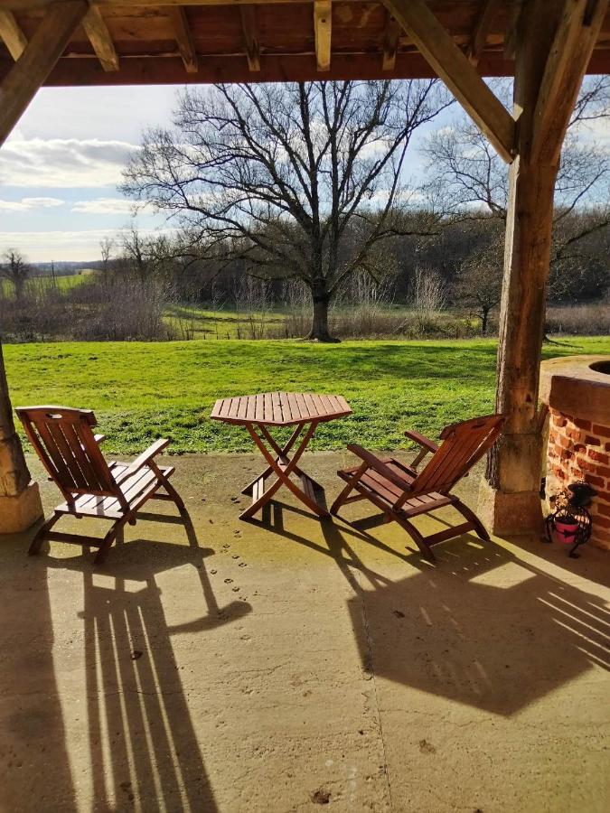 ホテル Domaine Des Granges Neuves Confrançon エクステリア 写真