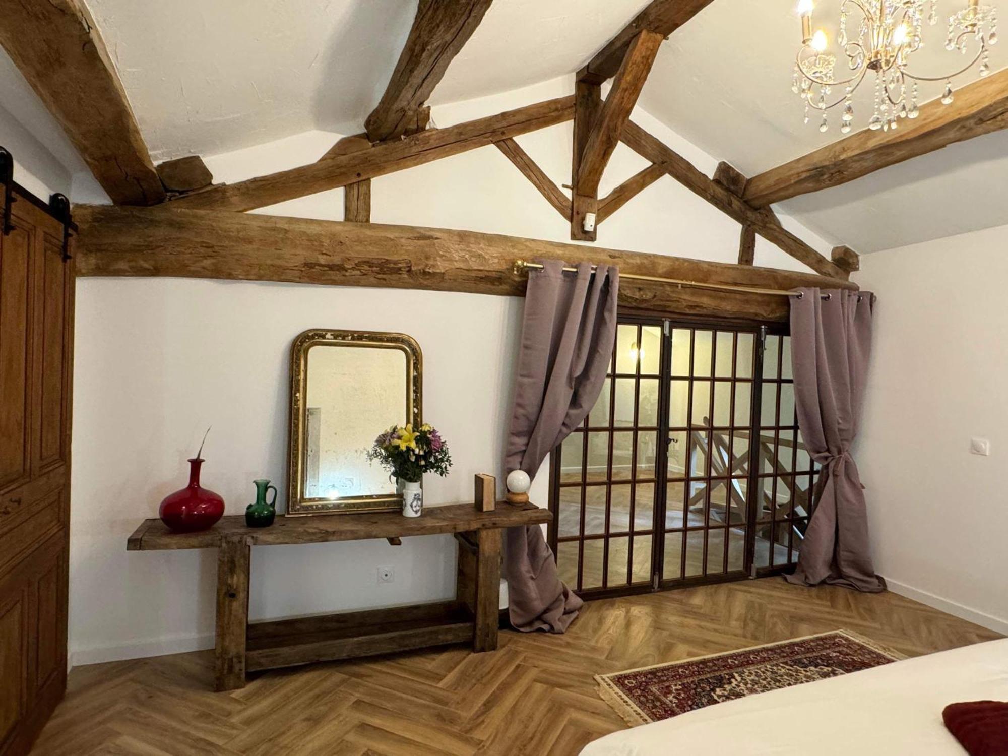 ホテル Domaine Des Granges Neuves Confrançon エクステリア 写真